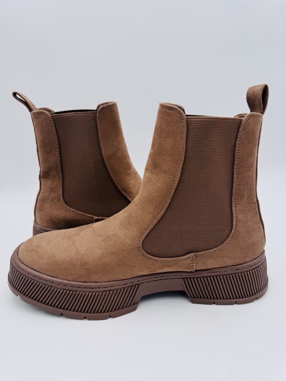 Primark women’s brown suede Chelsea platform boots size 6